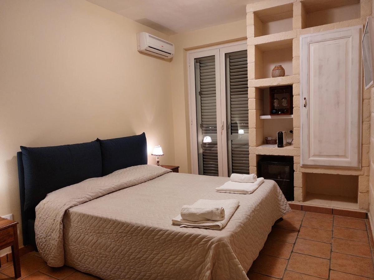 Villa Rosa Candida San Foca Eksteriør billede